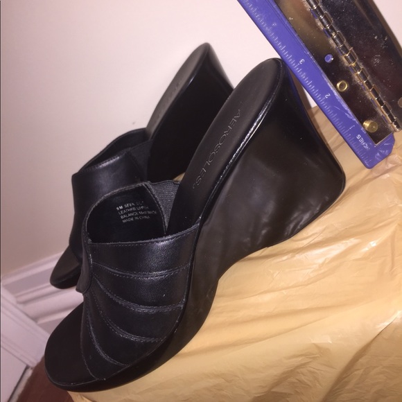 Women’s Aerosoles Wedge Heel 9M Wide - Picture 3 of 5